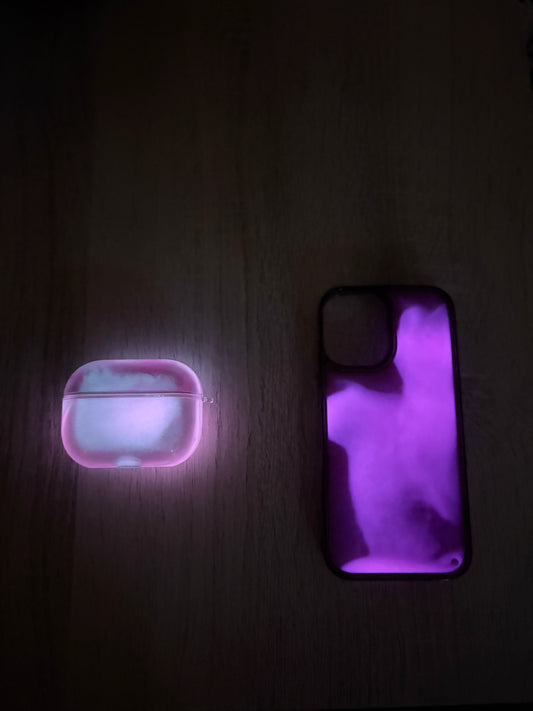 Iphone case+Airpods case(PRE-ORDER)